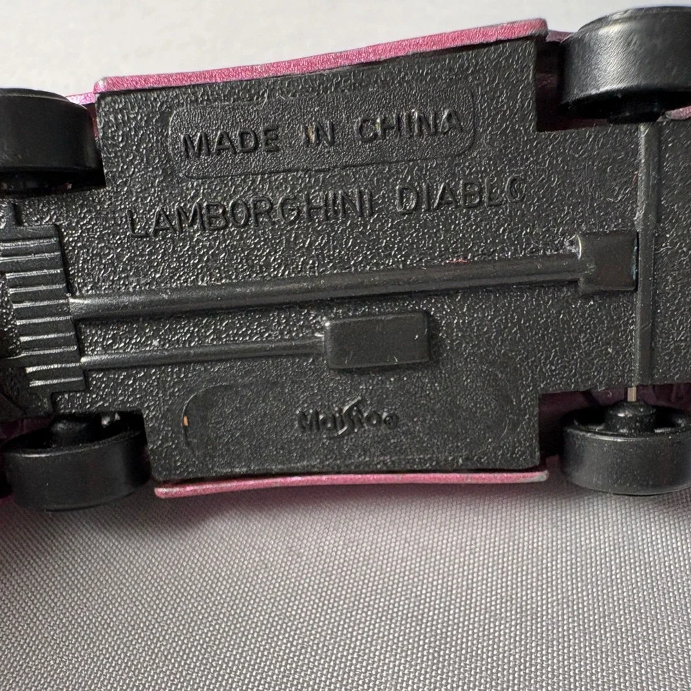 Maisto Lamborghini Diablo Diecast Car Metallic Pink Glitter 1/64 Scale Toy Car